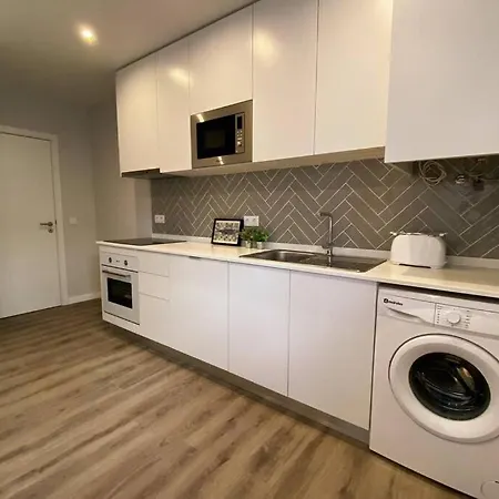 Host - Santuario 3ap5 * Fátima